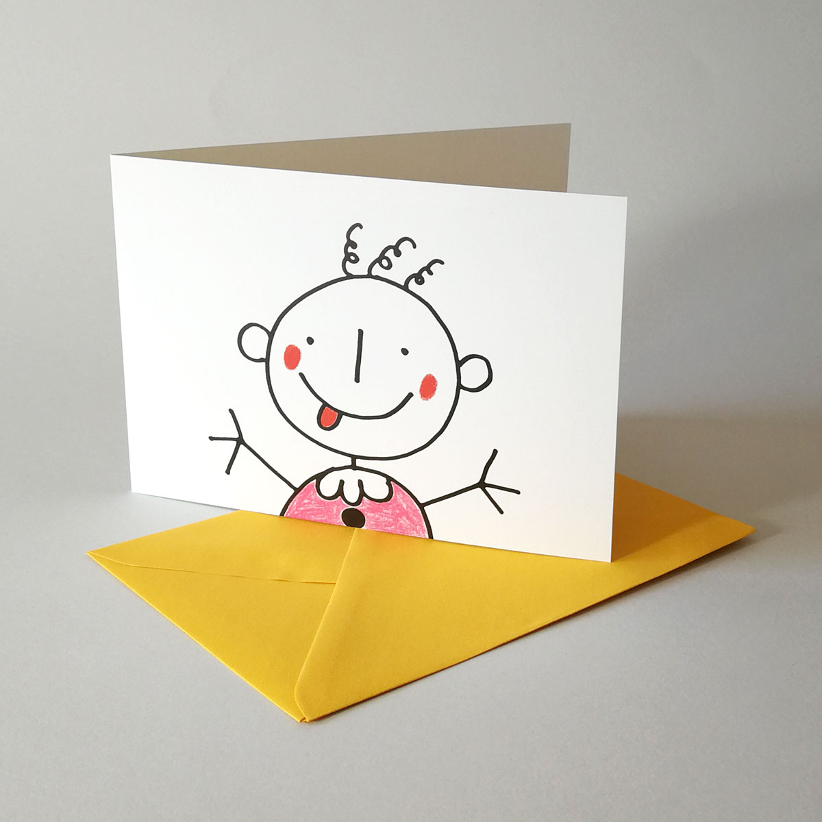 Baby, fröhliche Geburtsanzeigen mit farbigem Umschlag