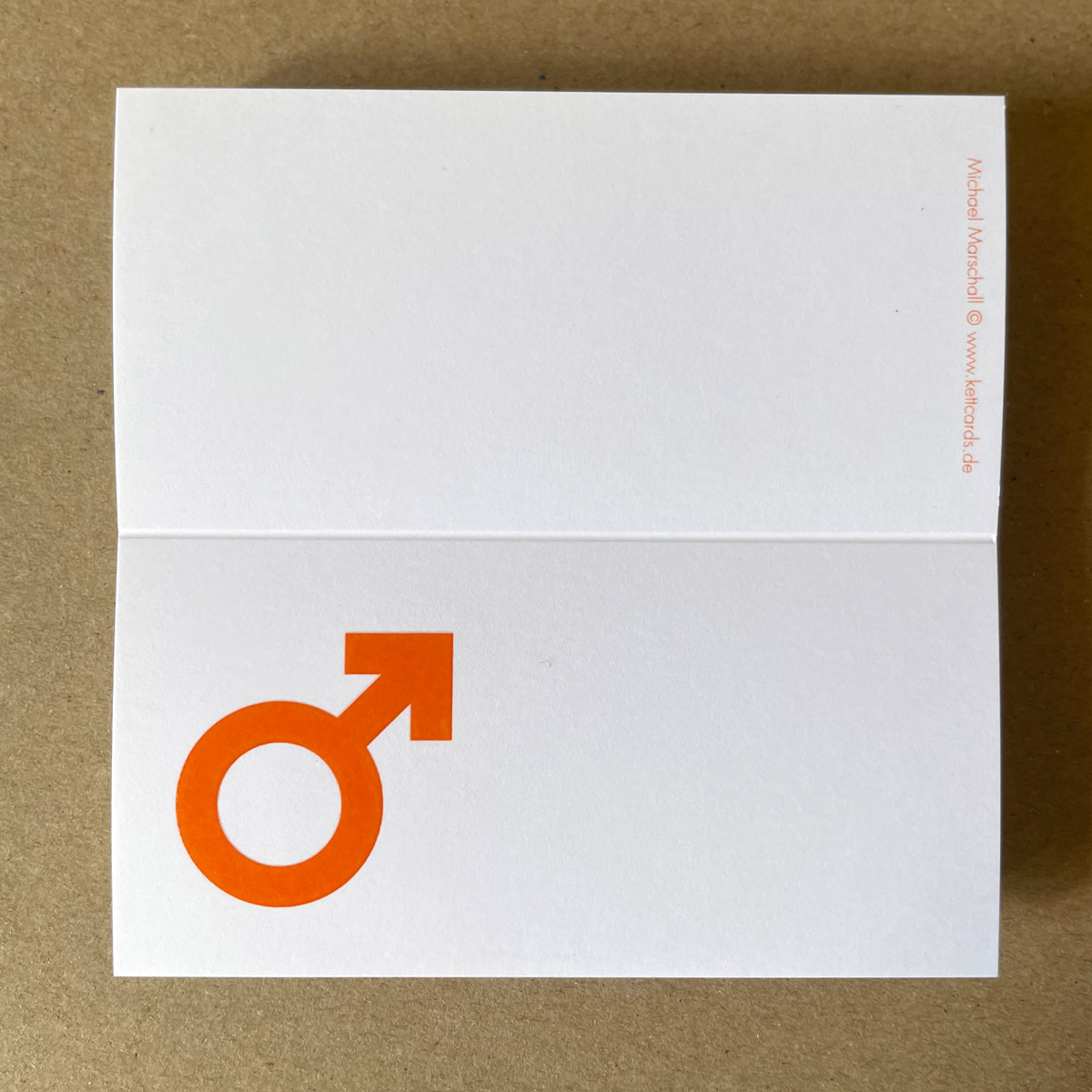 Marssymbol, Tischkarten für die Hochzeitsfeier mit orangem Druck