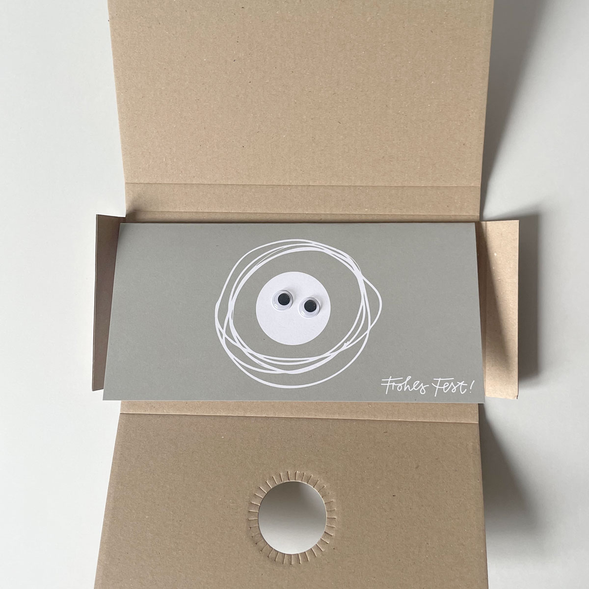 originelle Weihnachtskarten mit Wackelaugen