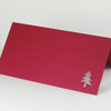 dunkelrote Recycling-Weihnachtskarten mit ausgestanztem Tannenbaum